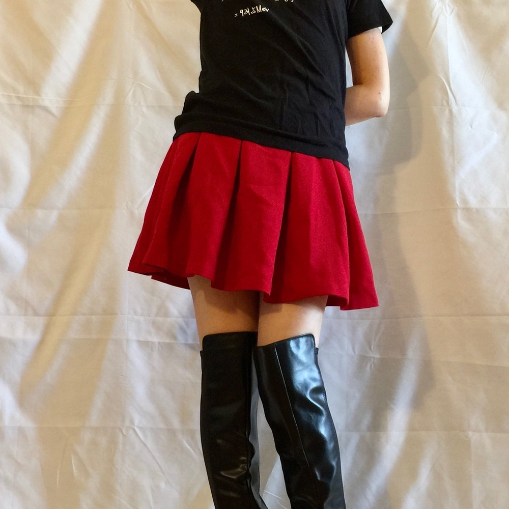 OLIVEdes mini skirt with Safety knickers 10/11 last day